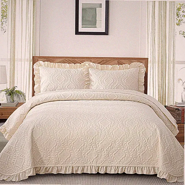 Queen Quilt Bedding Set Size, Beige Ruffled Lightweight Soft Bedspreads Queen Si